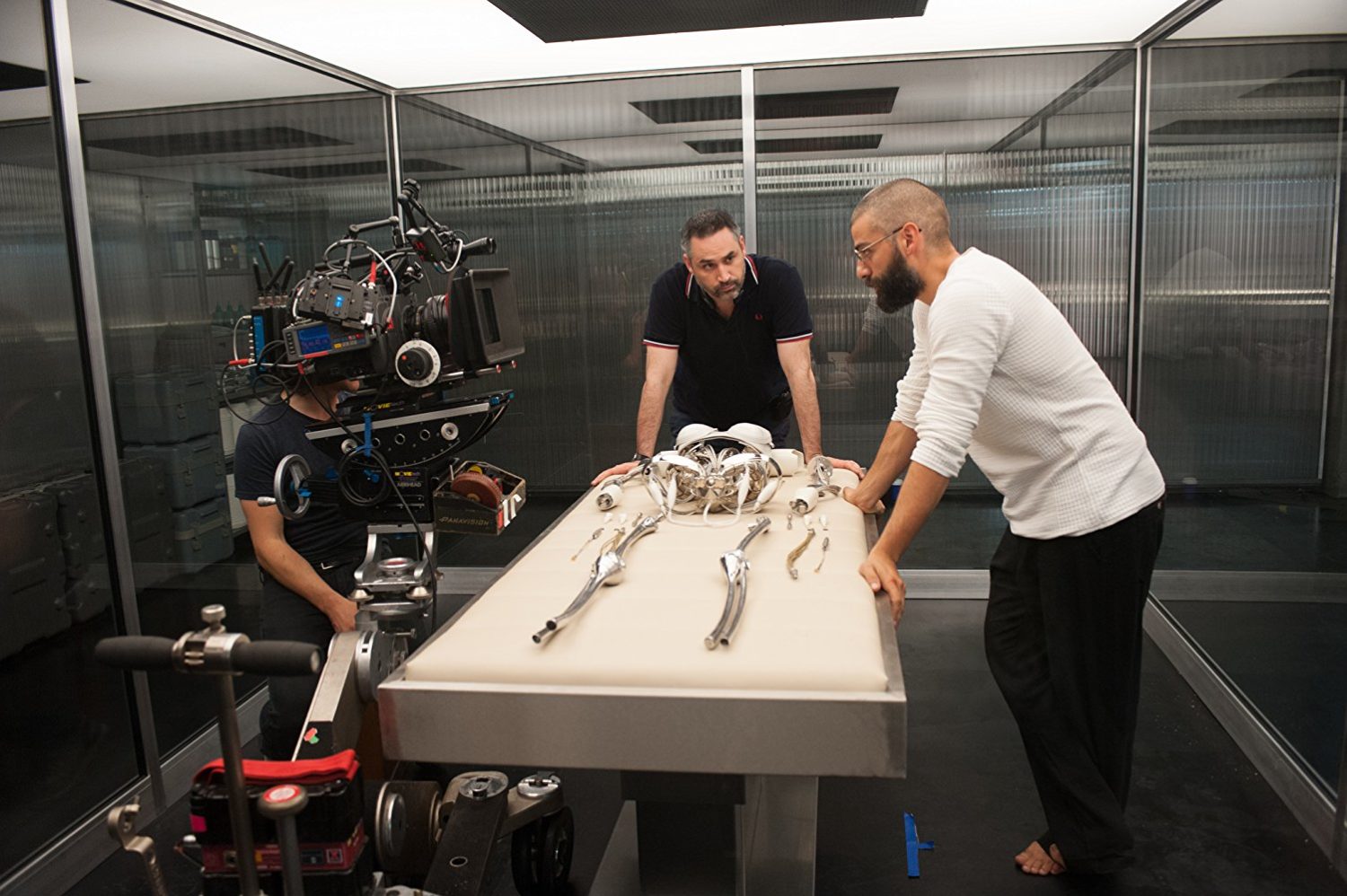 Alex Garland Directing Ex Machina 4 1500x998